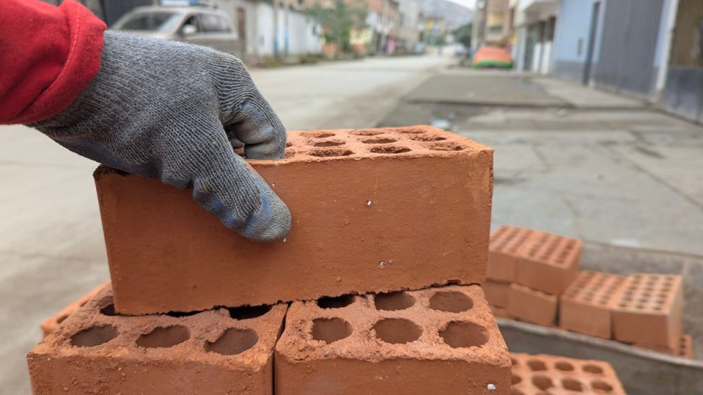 levantar un tabique de pladur o de ladrillo